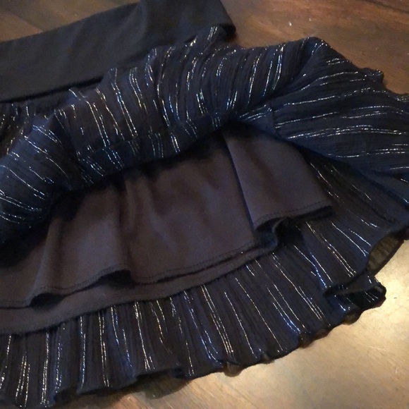 Body Central Iridescent vertical thread layer look lined high waist band mini - Picture 3 of 10